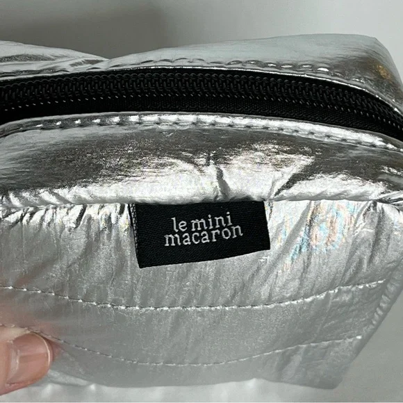 Le Mini Macaron Silver Disco Pouch-Quilted Nylon Zipper Pouch - Picture 4 of 10